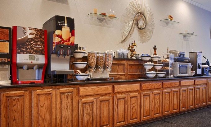 Mexia Hotel | Best Western Limestone Inn & Suites