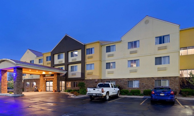 Muscatine Hotel | Best Western Muscatine/Pearl City Hotel