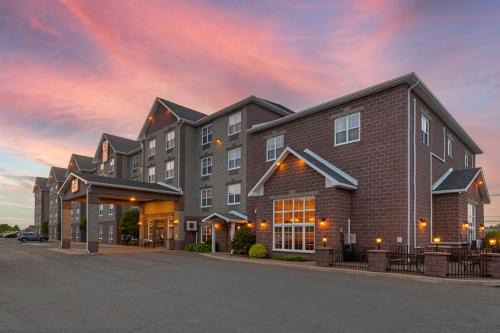 Fredericton Hotel | Best Western Plus Fredericton Hotel & Suites