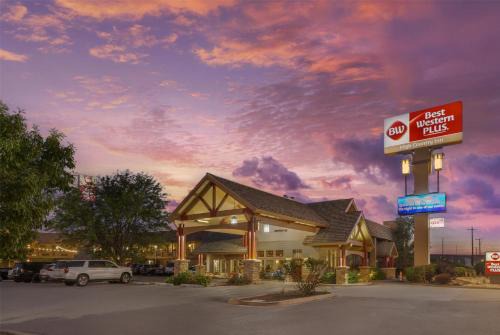 Marriott-Slaterville Hotel | Best Western Plus High Country Inn