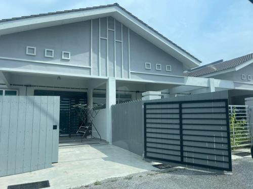 Ayer Panas Ski Chalet | Bestari Bliss Homestay MELAYU ONLY