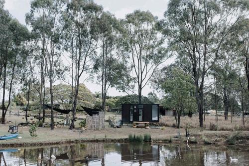 Placid Hills House | Bethesda Farmstead by Tiny Away