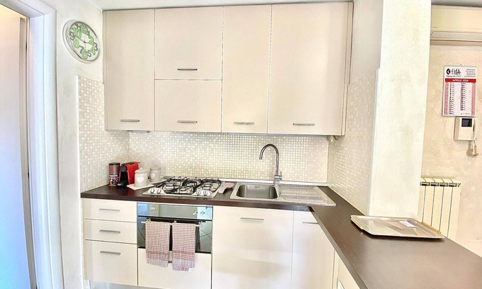 Certosa Apartment | Between Centro Città and Fera Milano, with private and guarded parking