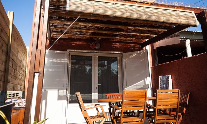 Etang Sale Les Bains House | Between sea and forest 350 m from the beach