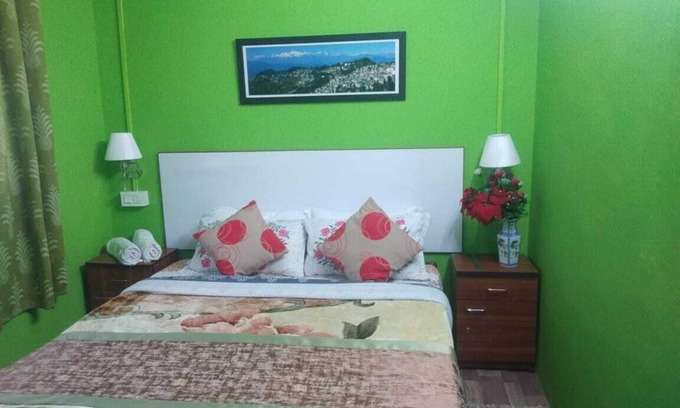 Darjeeling Bed & Breakfast | BEVERLY HILLS HOME STAY DARJEELING