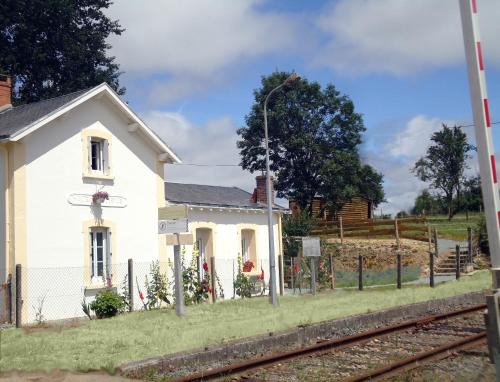 Sigournais House | Bienvenue à la halte de Sigournais ancienne Gare