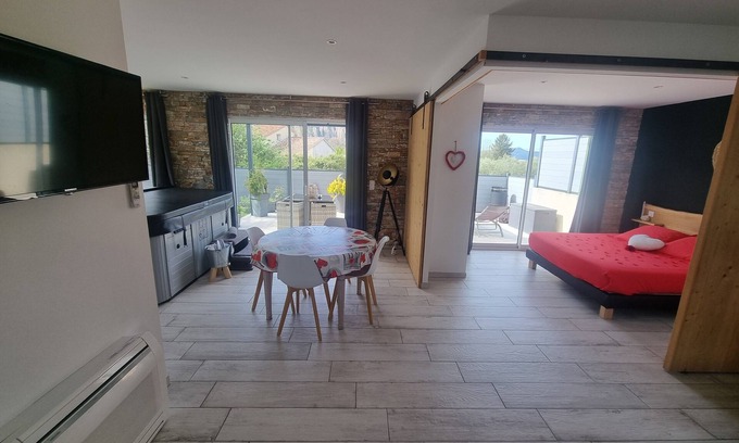 Les Mees House | Bienvenue Aux Rêves Des Mées, Refuge Enchanteur Pour des Vacances Inoubliables
