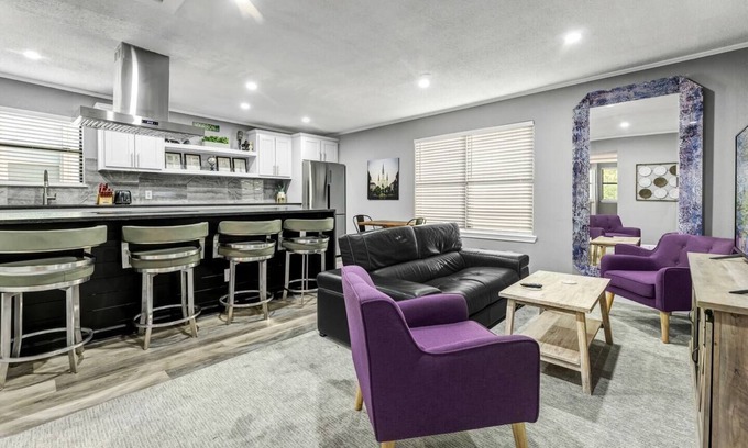College Station Apartment | Big Easy: 2 Bedrooms, 2nd floor, Walk to A&M, Comfy King Beds