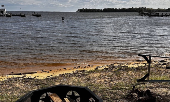 Manning RV Rental | Bighorn on the Lake