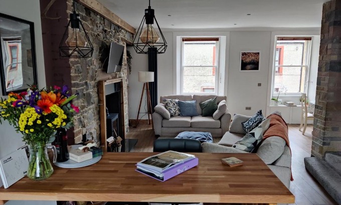 Innerleithen House | Biking in the Borders