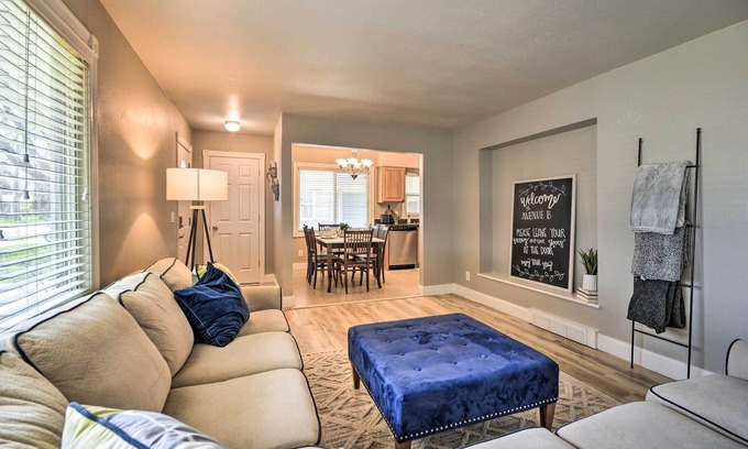 Billings House | Billings Abode w/Grill: Walk to Park & Shops