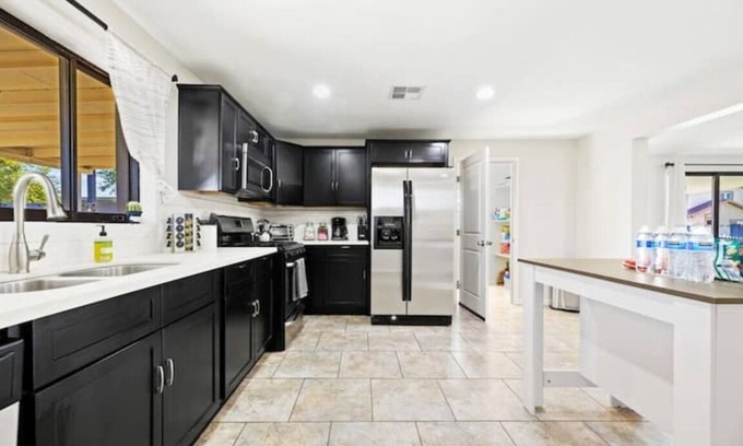 Camelback East House | Biltmore 4-Bed Estate: Aquatic Plunge, Gaming Fun