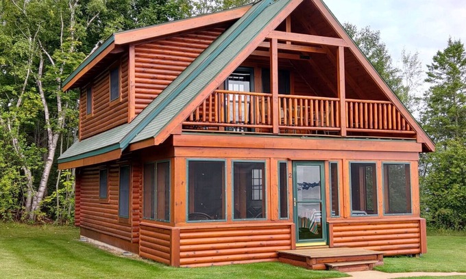 Cheboygan Cabin | Birch Lodge #2 Summar