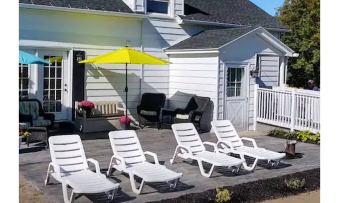 Fredonia Other | BitterSweet Vineyard Views along Chatauqua Wine Trail w/hot tub and pet friendly