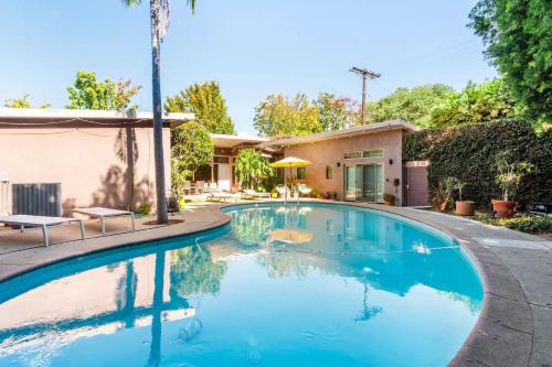 Bixby Knolls House | Bixby Beauty 50s Mod Long Beach