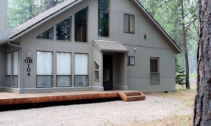 Black Butte Ranch House | Black Butte Ranch Golf Home 104