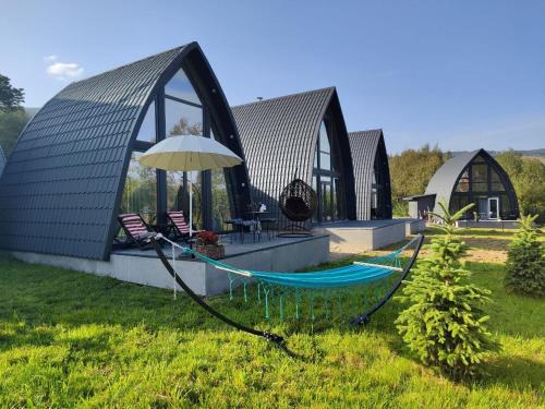 Yaremche House | Black Dora
