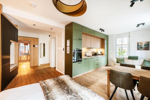 Koenigsfeld im Schwarzwald Apartment | Black Forest Luxury Apartment Waldglück mit Sauna