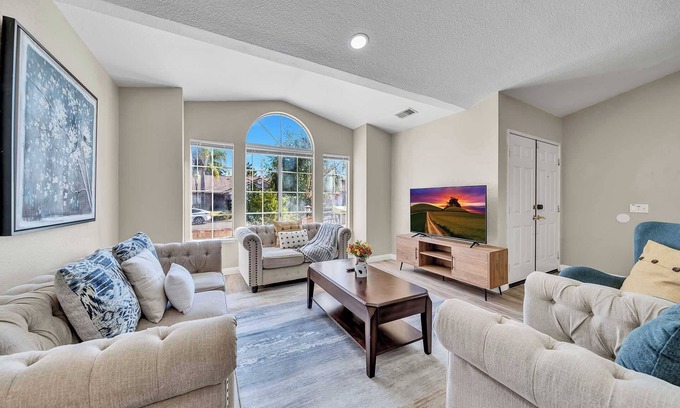 Corona House | Black Oak Haven #42144