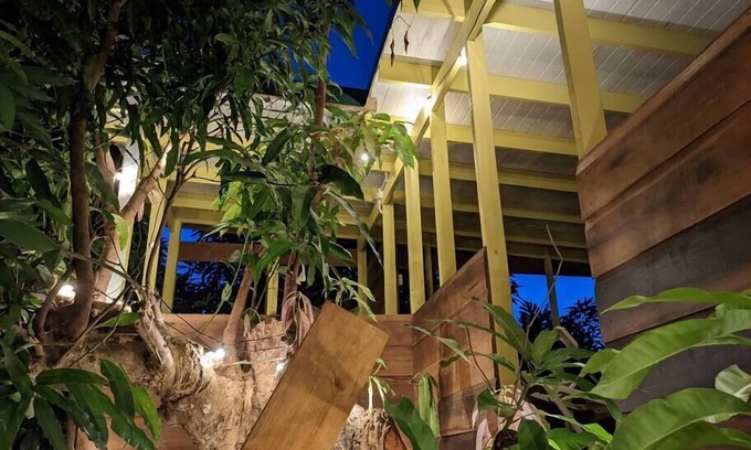 Gros Islet Cabin | Black Pearl Estate. Tree Cottage
