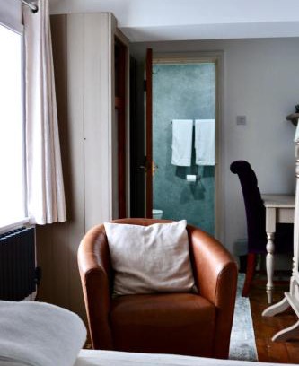 Littleborough Bed & Breakfast | Blackstone Tavern at The Moorcock Inn