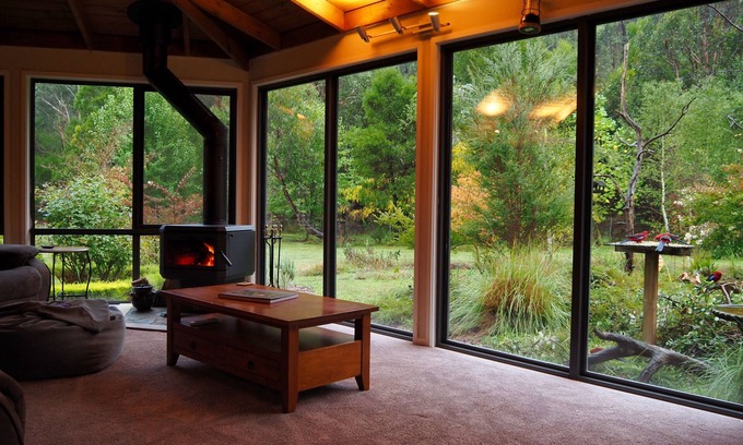 Strathewen House | Blackwood Bush Retreat