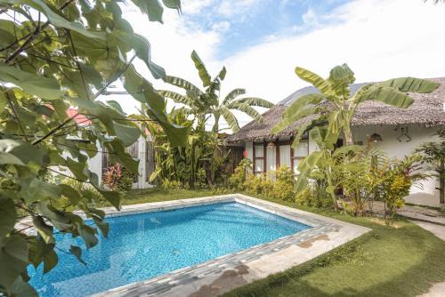 Catangnan Hotel | Blauset Two