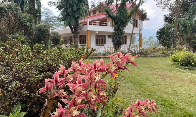Darjeeling House | Bloomfield Farmhouse and Eco-Resort
