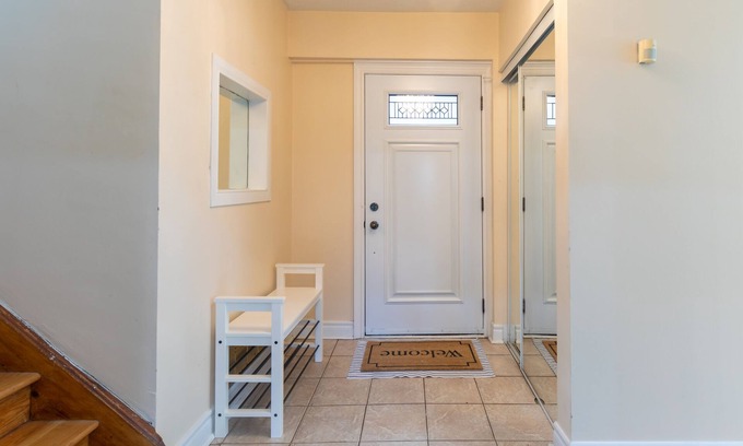 Etobicoke House | Bloor Paradise - 4 bed/2 bath + Parking & Wi-fi