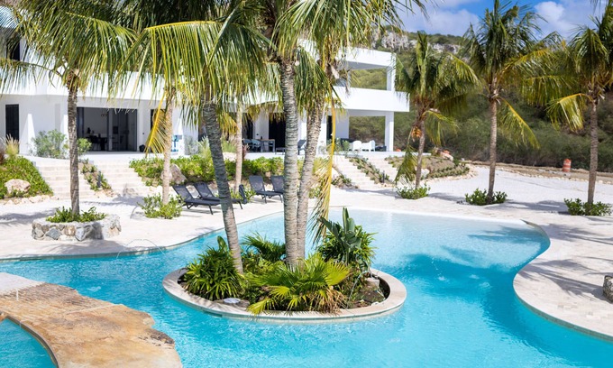 Sint Michiel Condo | Blue Bay | The Reef