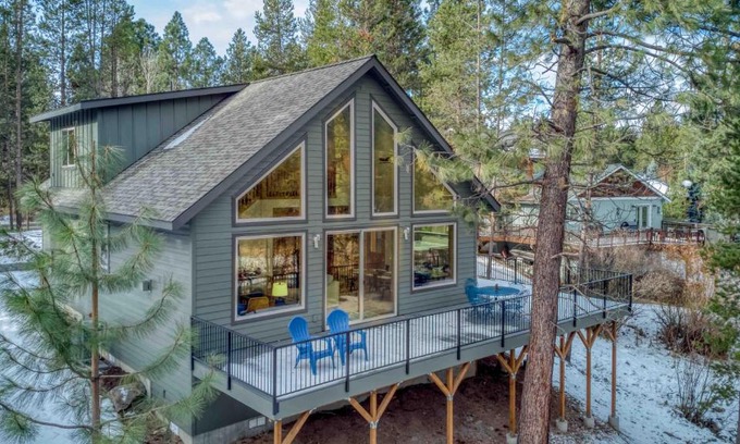 Three Rivers House | Blue Heron - Meredith Lodging