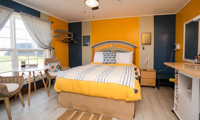 North Lake House | Blue Horizon is a True Blue Experience