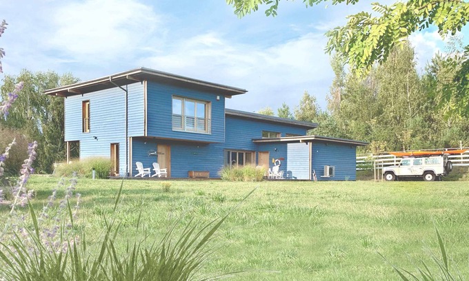 Brzozie House | Blue Lakehouse for 12 people (50 m from the lake) with lake sauna
