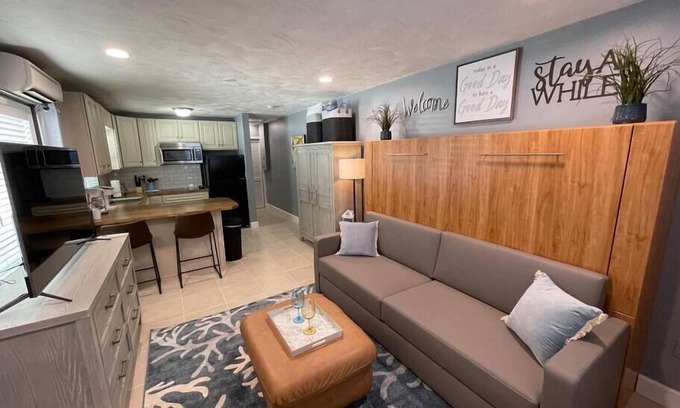 Stuart Apartment | Blue Leisure A - Stuart - Studio