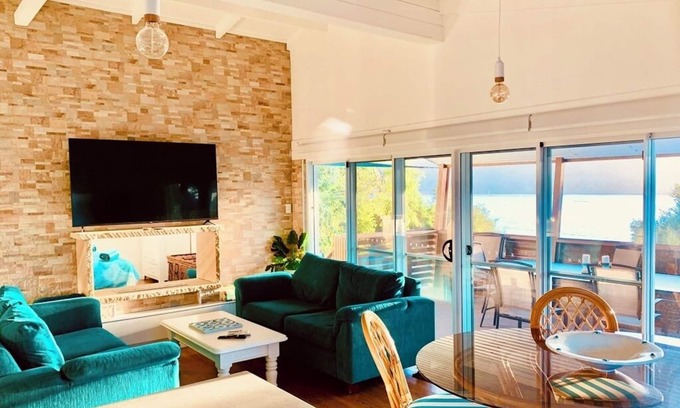 Wooli Apartment | Blue River Apartments - Wooli Ocean - Waterfront