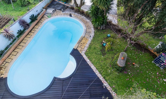 Gondomar Bed & Breakfast | Blue velvet room