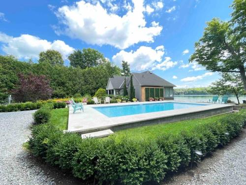 Howe Island Villa | Bluebird Sanctuary - Howe island Luxury Retreat