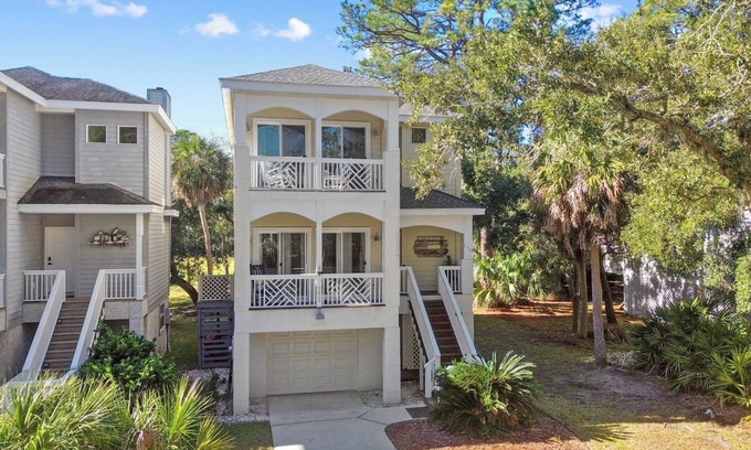 Bonito Boathouses House | Bluegrass Beach House