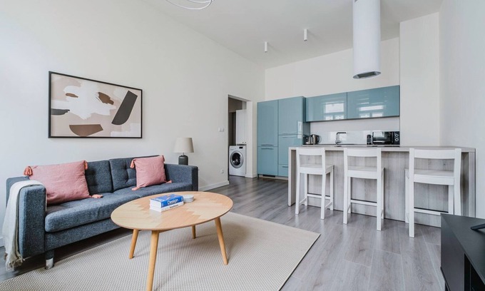 Zizkov Apartment | Blueground | Žižkov, renovated, nr universities (PRG-35)