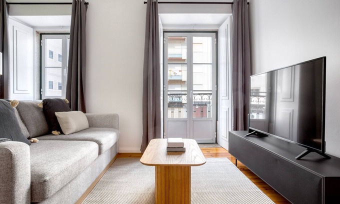 Santa Isabel Apartment | Blueground | Amoreiras, fully furnished