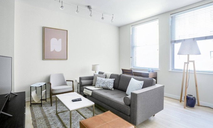 Downtown Washington D.C. Apartment | Blueground | Northwest Washington, rooftop, nr White House