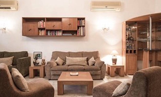 Saket Apartment | BNB CHRYSALIS - THE RIGHT CHOICE !
