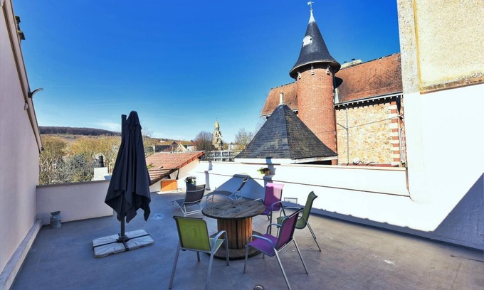 Epernay Apartment | BnB Epernay Terrace 86 Exceptional apartment in Epernay with terrace and spectacular view of the Champagne vineyard