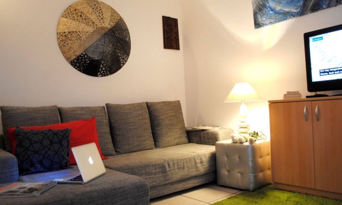 Sesto Calende Apartment | BNBOOK-FERRARIN APARTMENT SESTO CALENDE