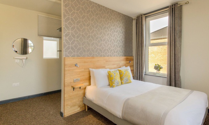 Great Yarmouth Apartment | Boardwalk - Executive Studio
