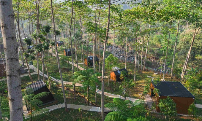 Megamendung Cabin | Bobocabin The Tavia Puncak