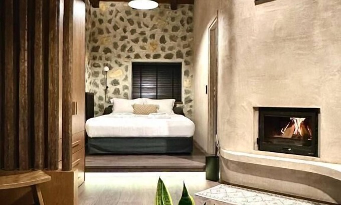 Almopia Hotel | Bocca al Lupo Villas