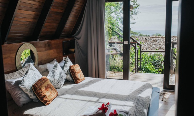 Playa Santa Teresa House | Bohemia Experience. Bungalow Bahia. Ocean and Jungle View