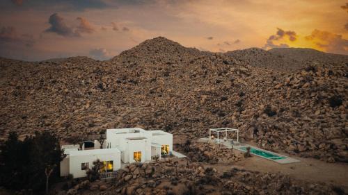 Joshua Tree House | Bolder House By The Cohost Company