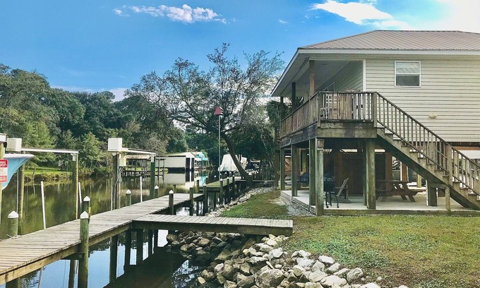 Foley Cottage | Bon Secour - Relax on the River
